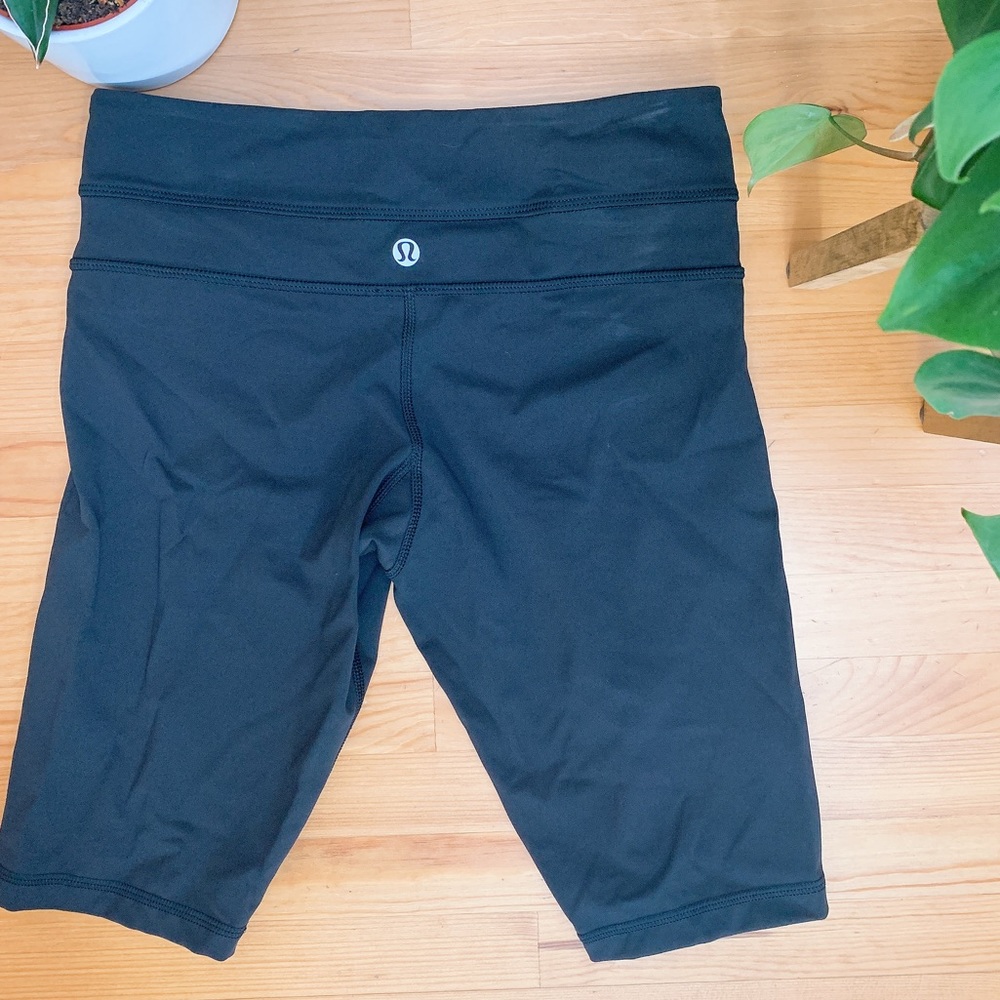 EUC - Lululemon Biker Shorts